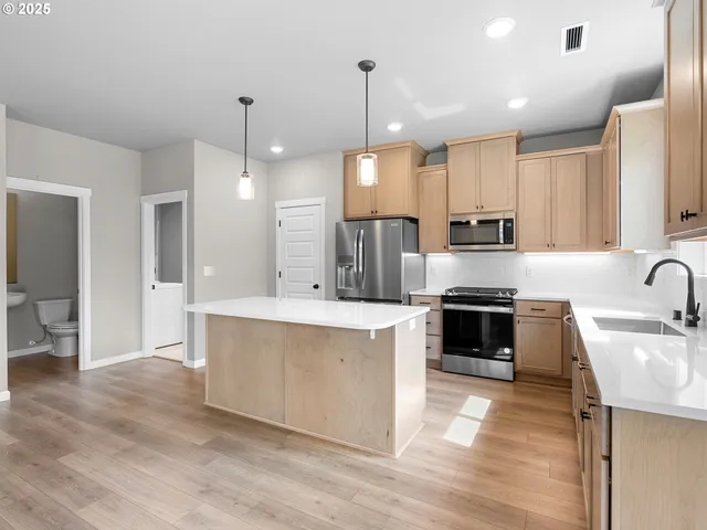 $649,000 | 6301 Northeast 127th Street, Vancouver, WA 98686