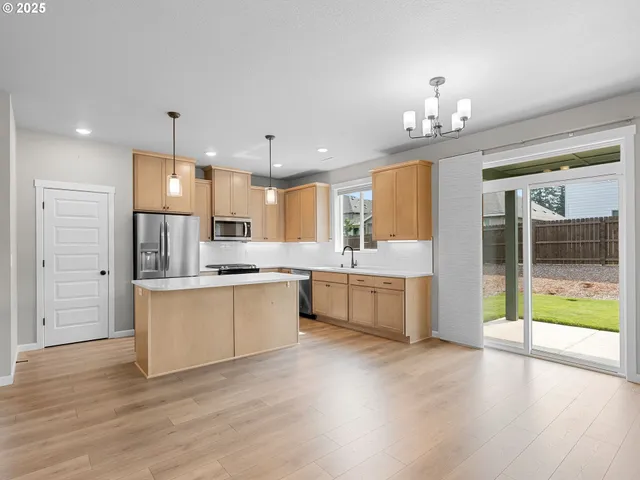 $649,000 | 6301 Northeast 127th Street, Vancouver, WA 98686