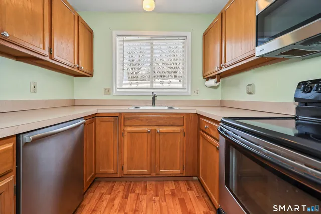 $299,900 | 86 Cannon Ridge Drive, Unit 86, Watertown, CT 06795