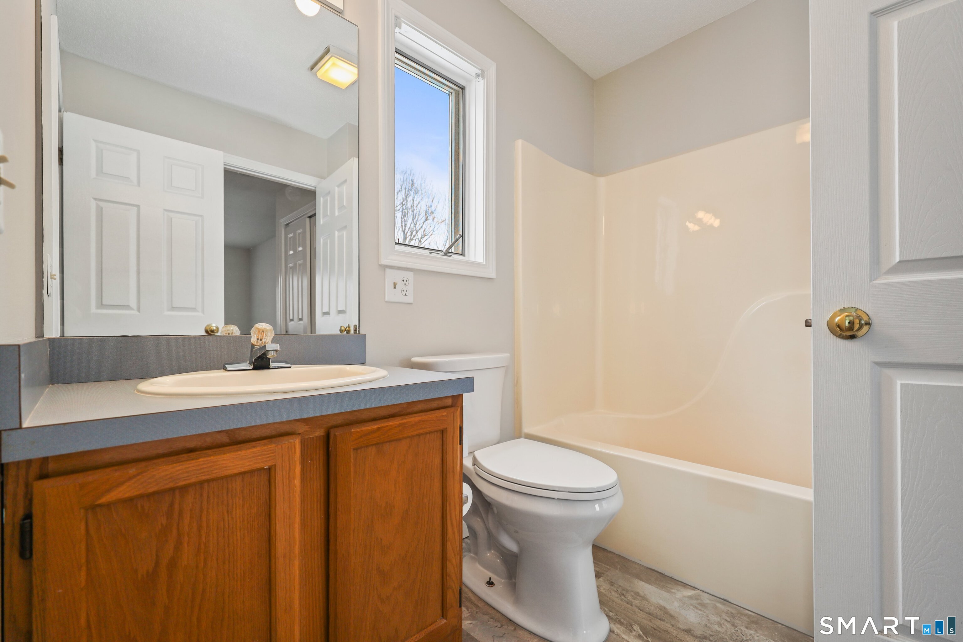86 Cannon Ridge Drive, Unit 86 Watertown, CT 06795 - Photo 19 of 37 Full bath with new luxury vinyl flooring