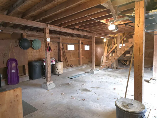 $379,900 | 390 Hill Road, Dummer, NH 03588