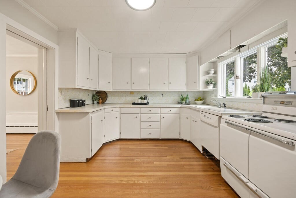 15 Mayfield Road Belmont, MA 02478 - Photo 12 of 35 Gallery Image 12