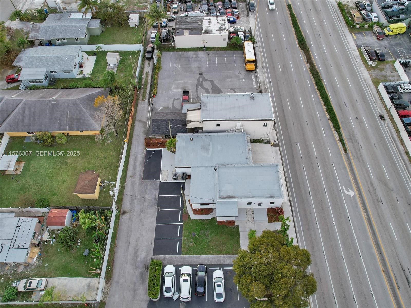 5232 Pembroke Road Hollywood, FL 33021 - Photo 15 of 23 Photo 15