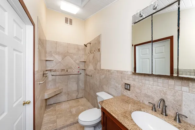 $485,000 | 947 North 2nd Road, Dana, IL 61321