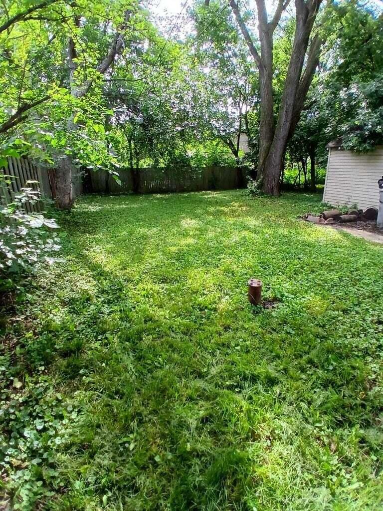 4702 North 49th Street Milwaukee, WI 53218 - Photo 2 of 12 Back View