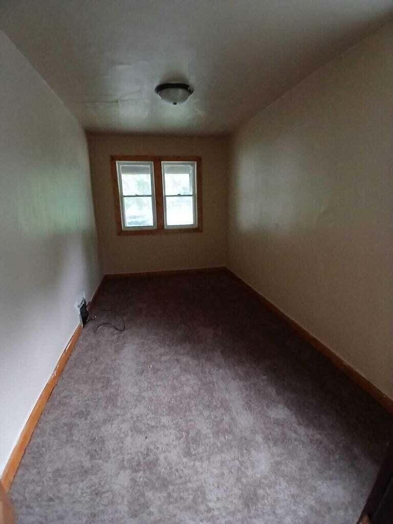 4702 North 49th Street Milwaukee, WI 53218 - Photo 7 of 12 Primary Bedroom