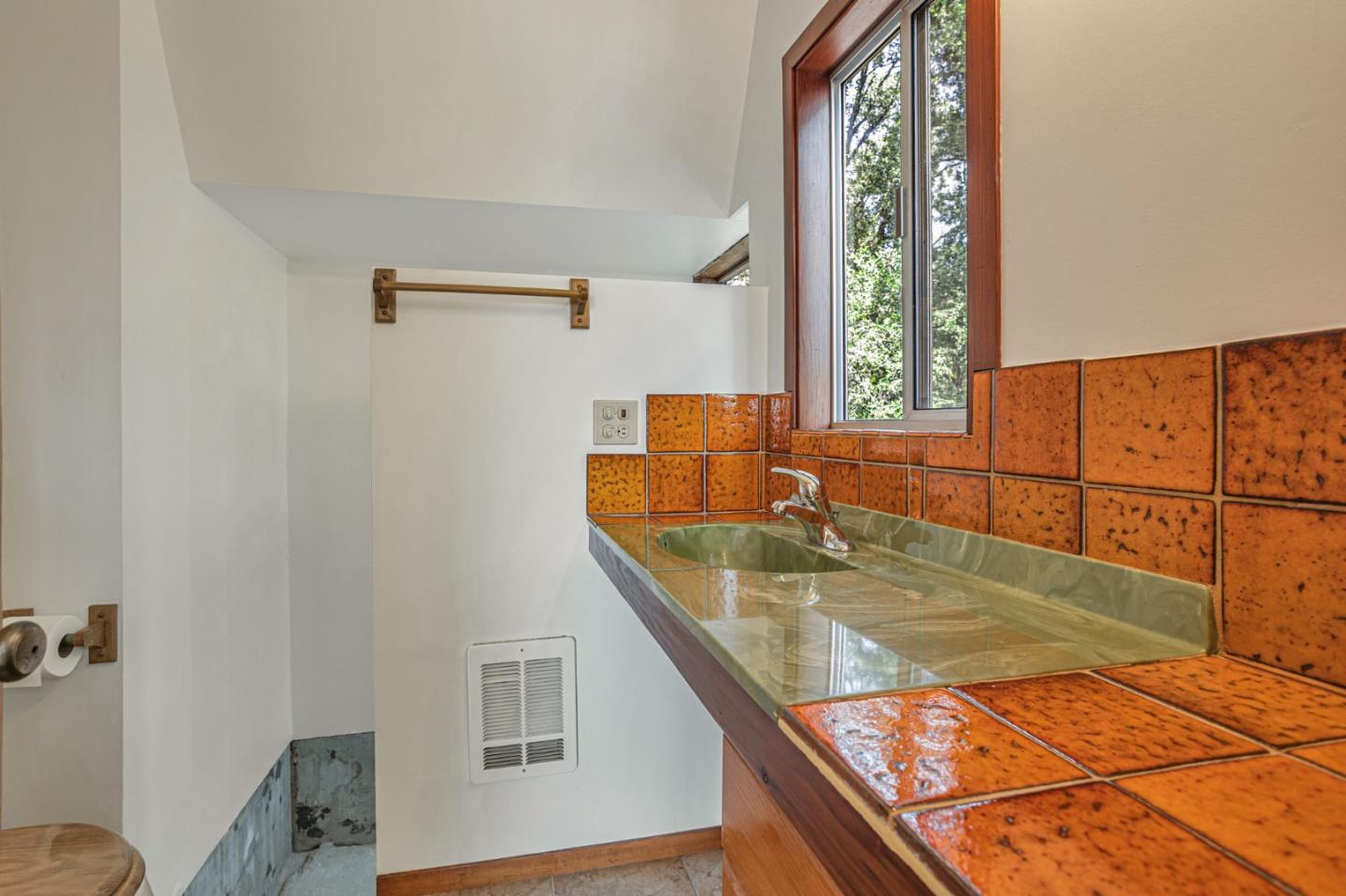 22178 Miller Ridge Road Los Gatos, CA 95033 - Photo 21 of 33 a view of balcony