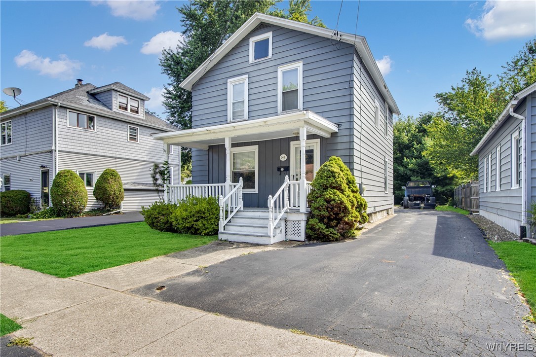 147 Lambert Avenue Pomfret, NY 14063 - Photo 2 of 31