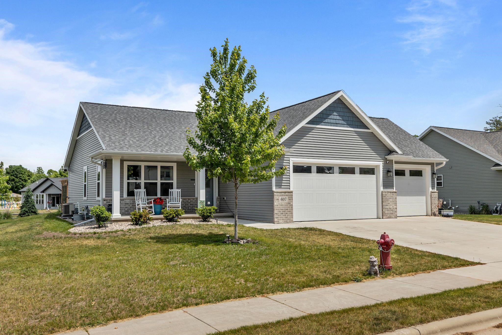 607 West 5th Street Shawano, WI 54166 - Photo 2 of 33