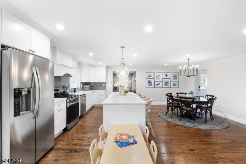 14 Calais Road Randolph, NJ 07869 - Photo 11 of 27