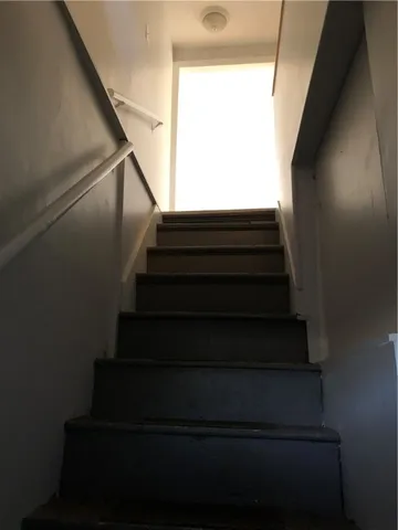 $3,800 | 22 Carroll Avenue, Newport, RI 02840