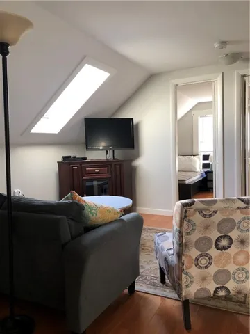 $3,800 | 22 Carroll Avenue, Newport, RI 02840