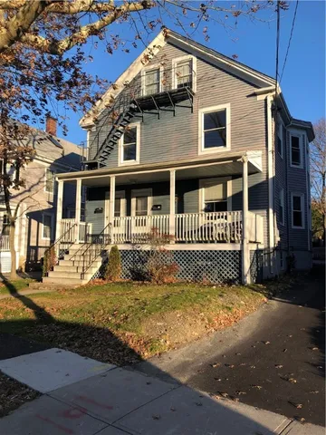 $3,800 | 22 Carroll Avenue, Newport, RI 02840