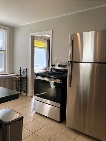 $3,800 | 22 Carroll Avenue, Newport, RI 02840