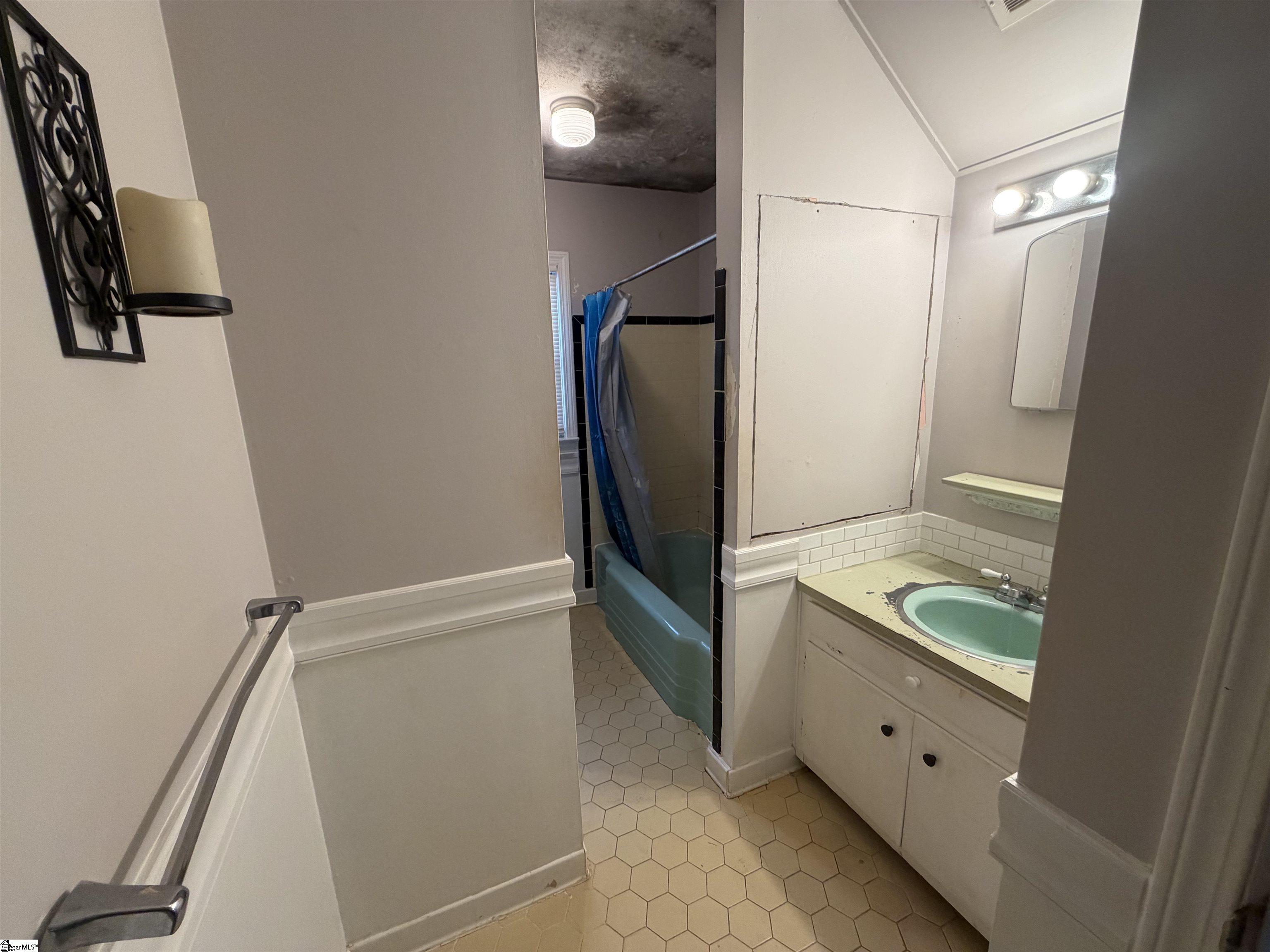 107 Looneybrook Drive Fountain Inn, SC 29644 - Photo 12 of 30