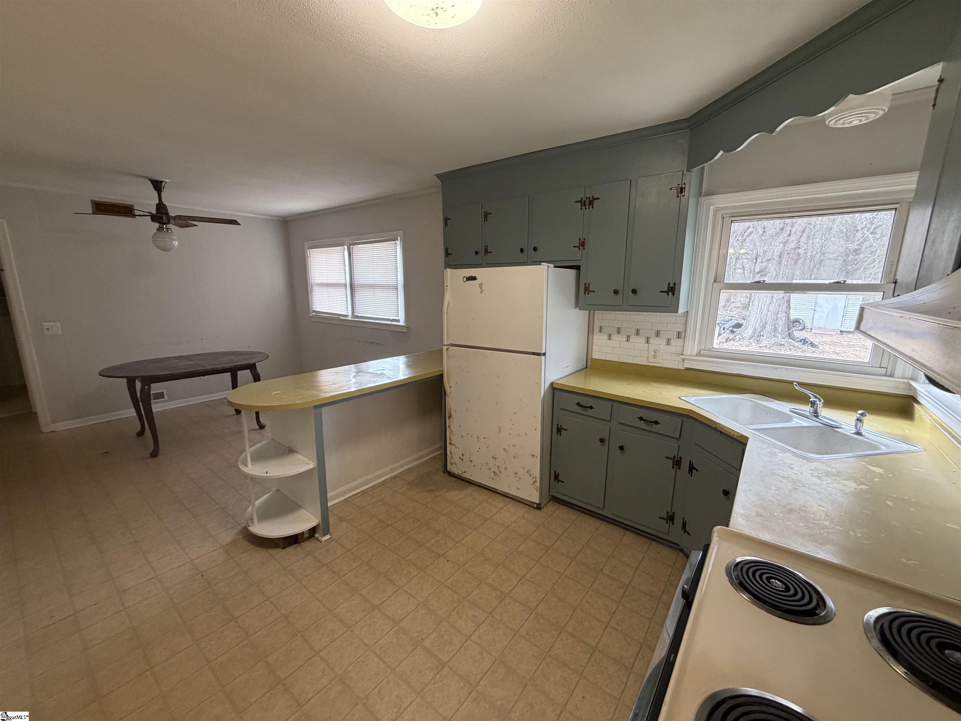 107 Looneybrook Drive Fountain Inn, SC 29644 - Photo 13 of 30