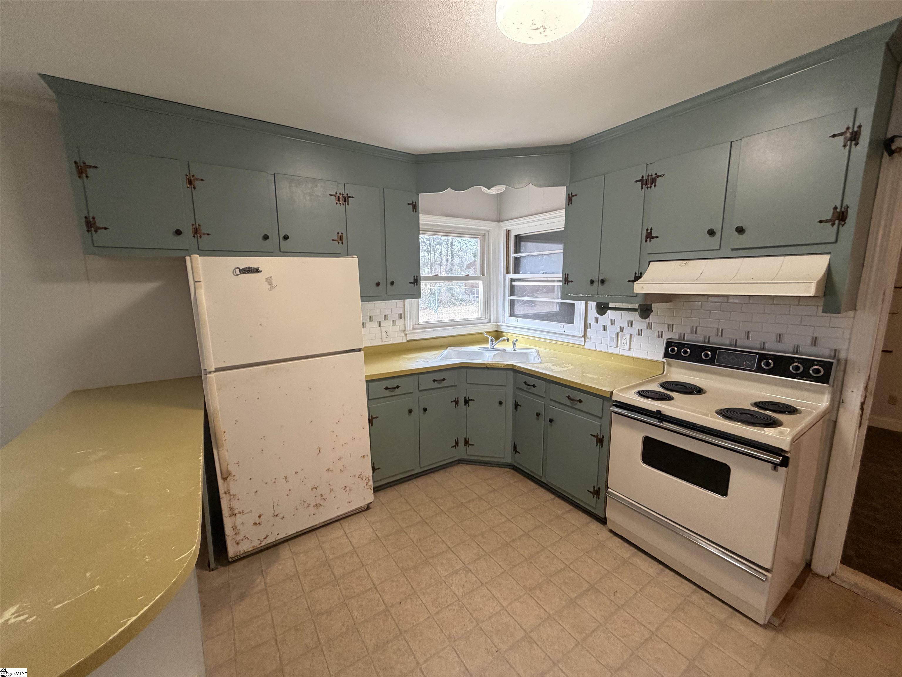 107 Looneybrook Drive Fountain Inn, SC 29644 - Photo 15 of 30