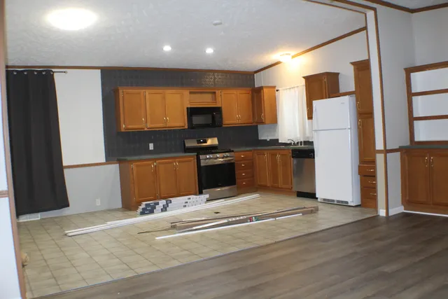 $209,900 | 17790 Monroe Road, Morley, MI 49336