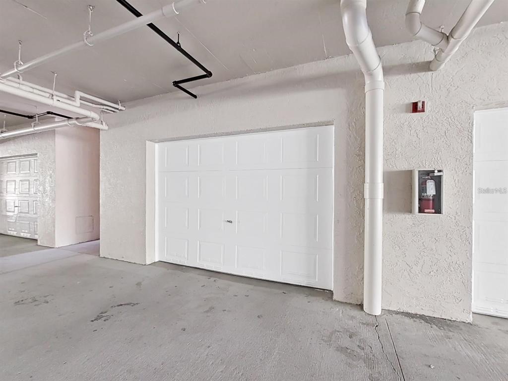 6550 Shoreline Drive, Unit 7502 St. Petersburg, FL 33708 - Photo 21 of 30 an empty room with windows