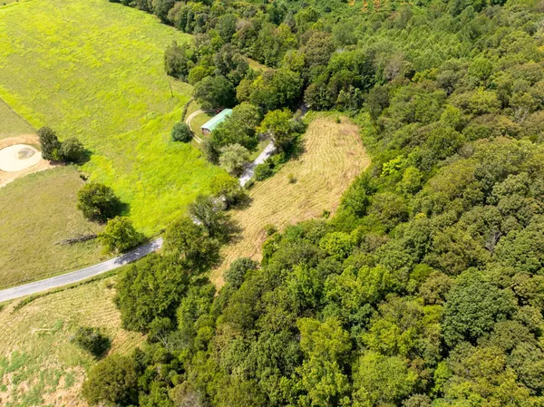 $725,000 | 4125 Dry Creek Road, Celina, TN 38551