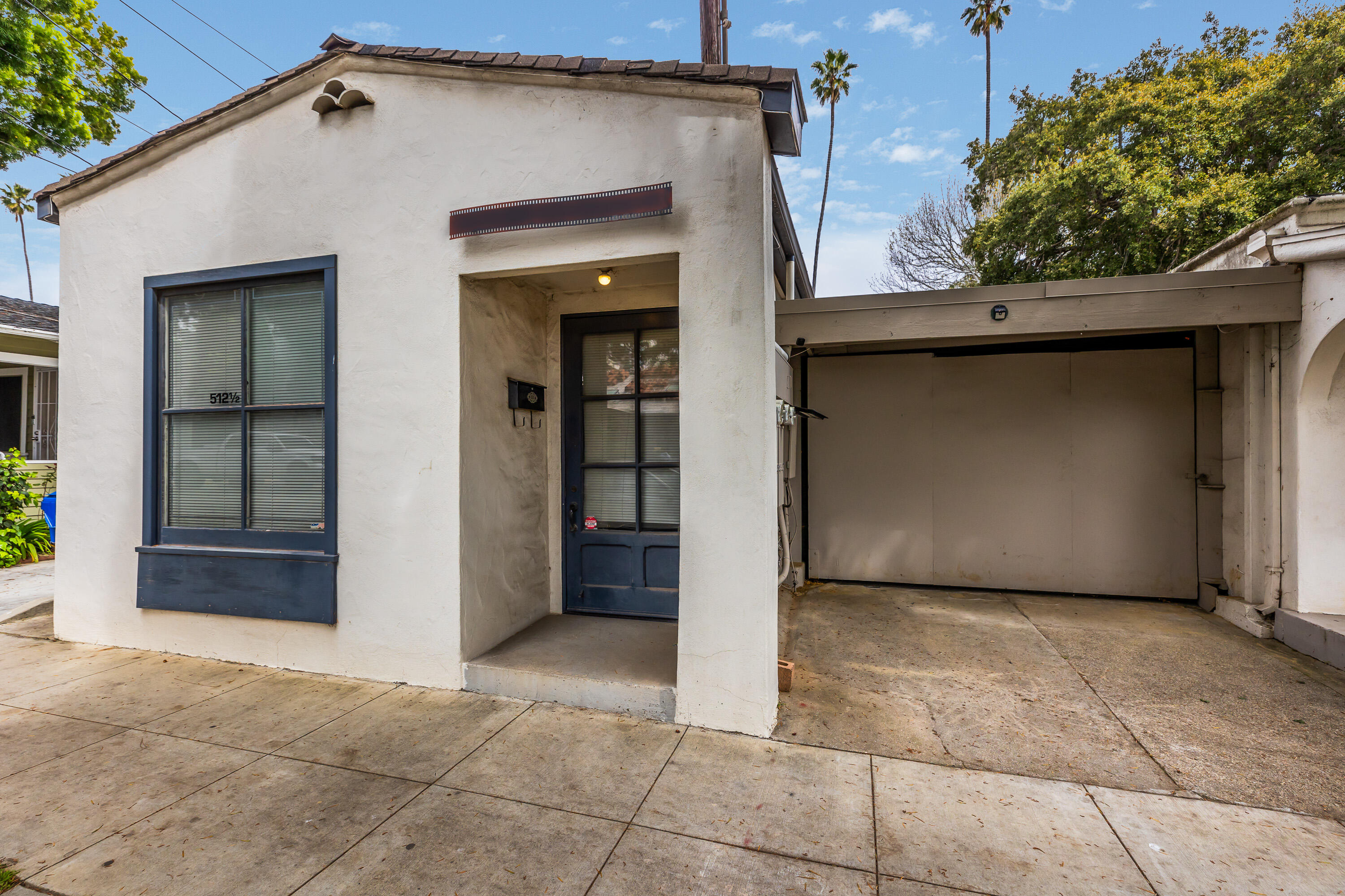 509 Brinkerhoff Avenue Santa Barbara, CA 93101 - Photo 8 of 10 a view of backyard of the house