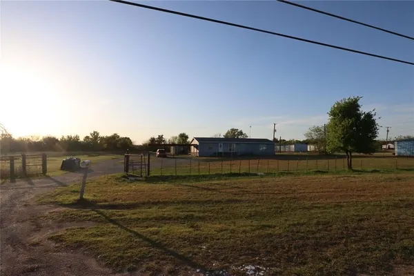 $125,000 | 1437 West Loop 254, Ranger, TX 76470