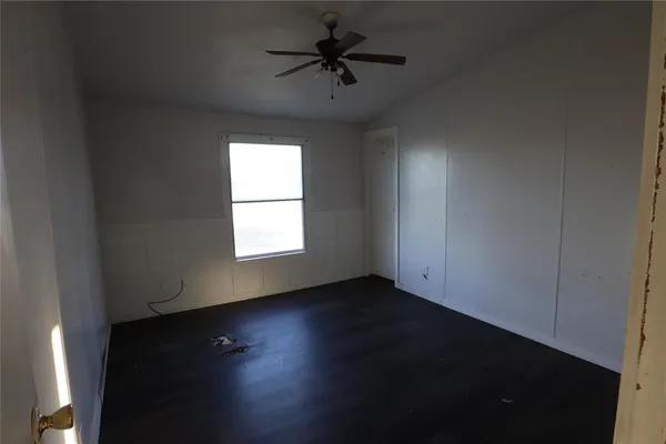 $125,000 | 1437 West Loop 254, Ranger, TX 76470