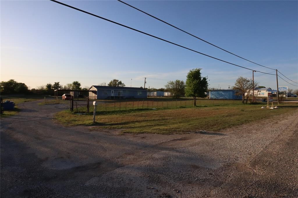 1437 West Loop 254 Ranger, TX 76470 - Photo 2 of 27 a view of a park