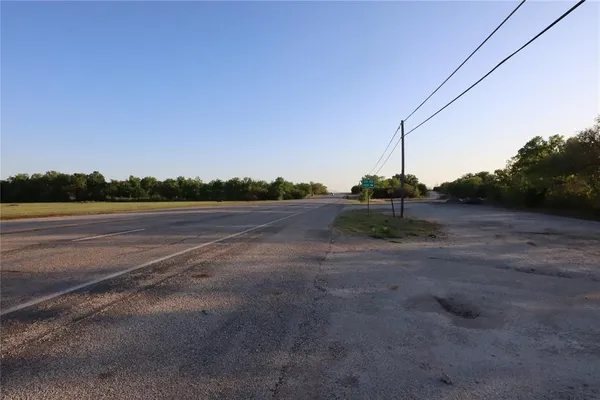 $125,000 | 1437 West Loop 254, Ranger, TX 76470