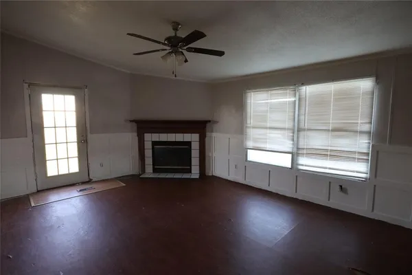 $125,000 | 1437 West Loop 254, Ranger, TX 76470