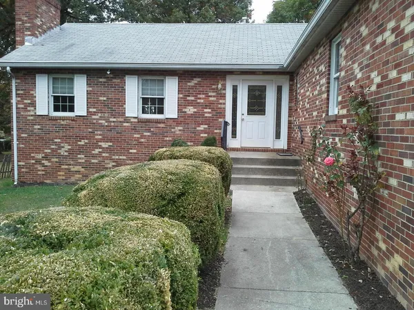 $509,999 | 8822 Saunders Lane, Lanham, MD 20706