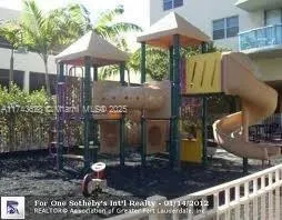 $3,500 | 19390 Collins Avenue, Unit PH26, Sunny Isles Beach, FL 33160