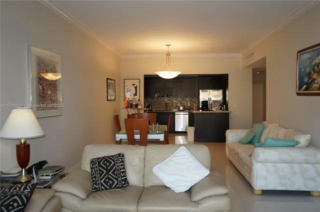 $3,500 | 19390 Collins Avenue, Unit PH26, Sunny Isles Beach, FL 33160