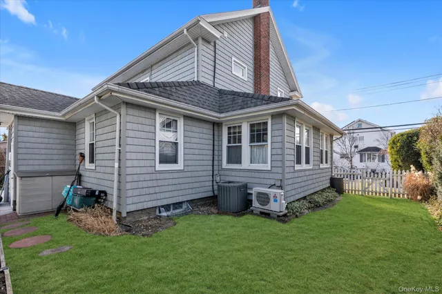 $799,000 | 51 Huntington Avenue, Lynbrook, NY 11563