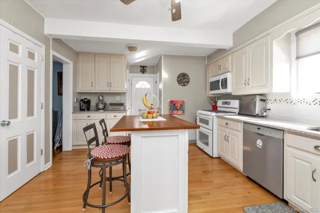 $799,000 | 51 Huntington Avenue, Lynbrook, NY 11563