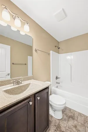 $1,985 | 305 Shadow Trace Drive, Wentzville, MO 63385