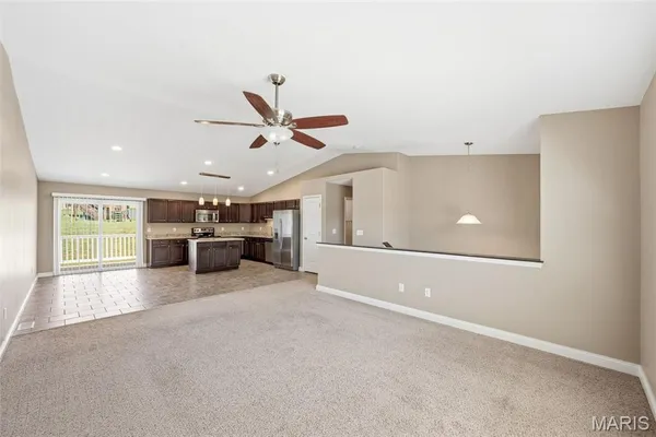 $1,985 | 305 Shadow Trace Drive, Wentzville, MO 63385