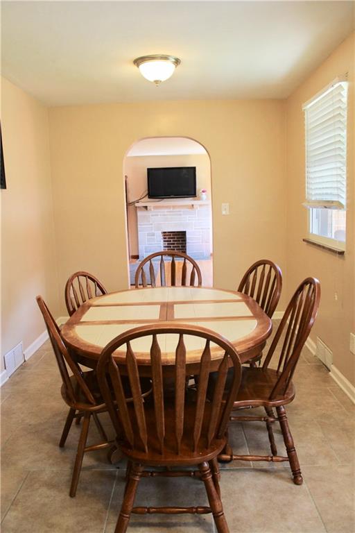 223 Hester Avenue McKees Rocks, PA 15136 - Photo 8 of 24