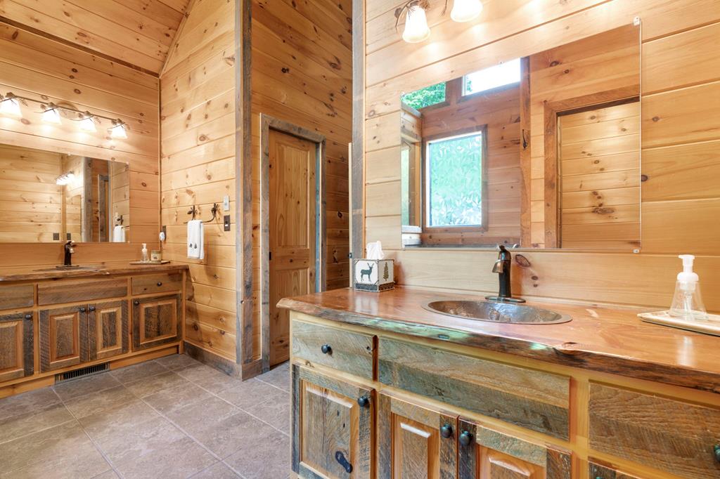 176 Cochise Road Cherry Log, GA 30522 - Photo 23 of 55
