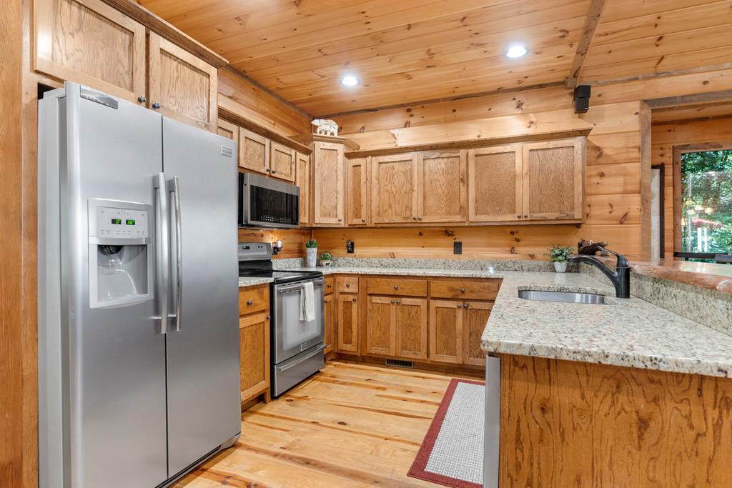 176 Cochise Road Cherry Log, GA 30522 - Photo 9 of 55