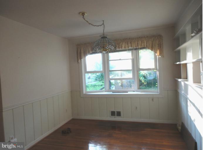 2508 Hughes Road Adelphi, MD 20783 - Photo 1 of 5 Dining Room
