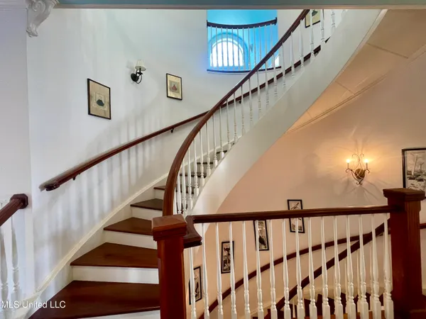 $2,400,000 | 12001 Pointe Aux Chenes Road, Ocean Springs, MS 39564