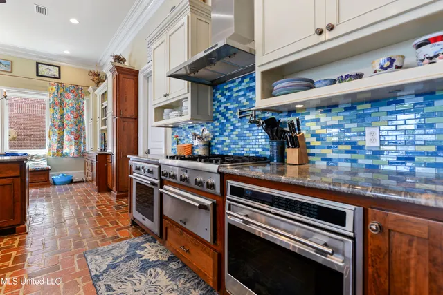 $2,400,000 | 12001 Pointe Aux Chenes Road, Ocean Springs, MS 39564