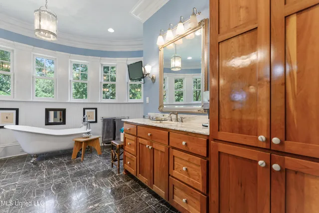 $2,400,000 | 12001 Pointe Aux Chenes Road, Ocean Springs, MS 39564