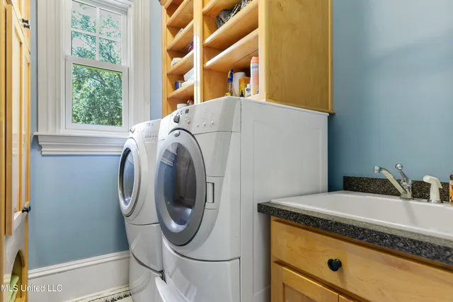 $2,400,000 | 12001 Pointe Aux Chenes Road, Ocean Springs, MS 39564