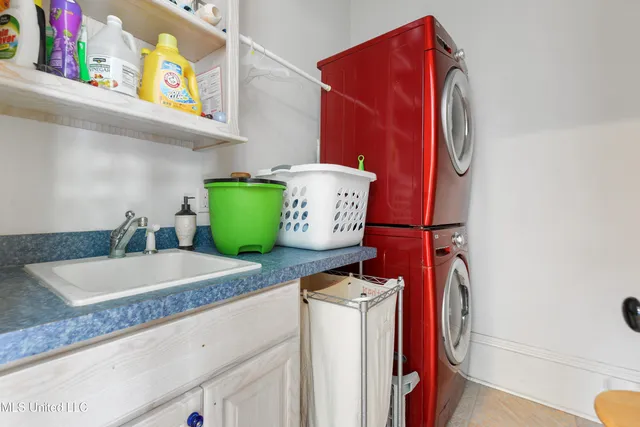 $2,400,000 | 12001 Pointe Aux Chenes Road, Ocean Springs, MS 39564