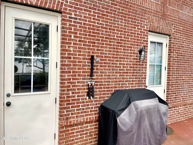 $2,400,000 | 12001 Pointe Aux Chenes Road, Ocean Springs, MS 39564