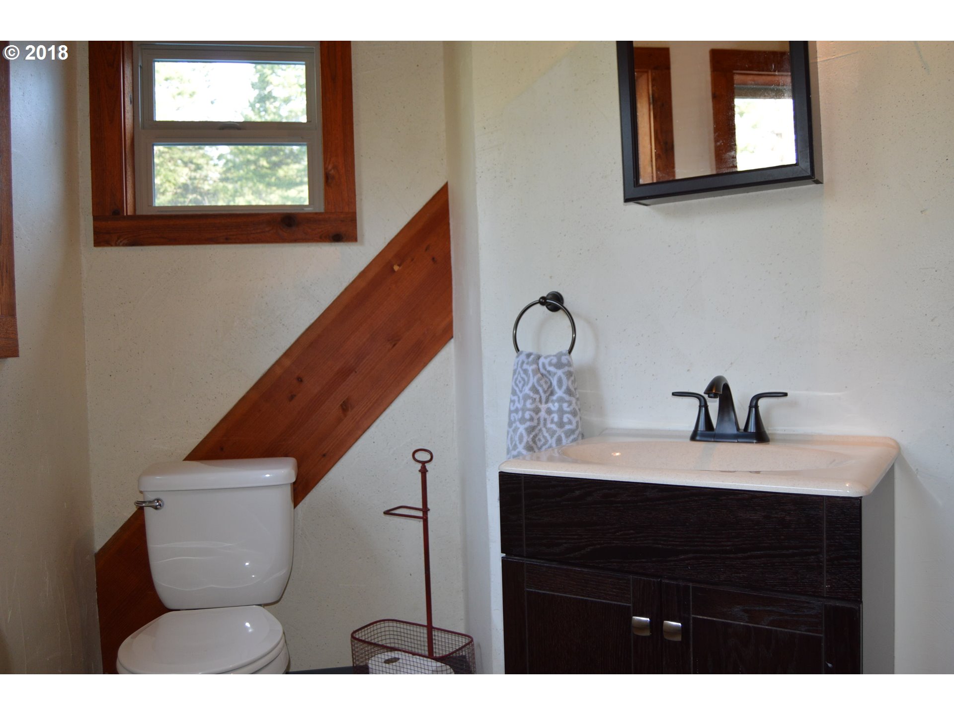 61256 Ski Run Road Joseph, OR 97846 - Photo 13 of 31 Gallery Image 13