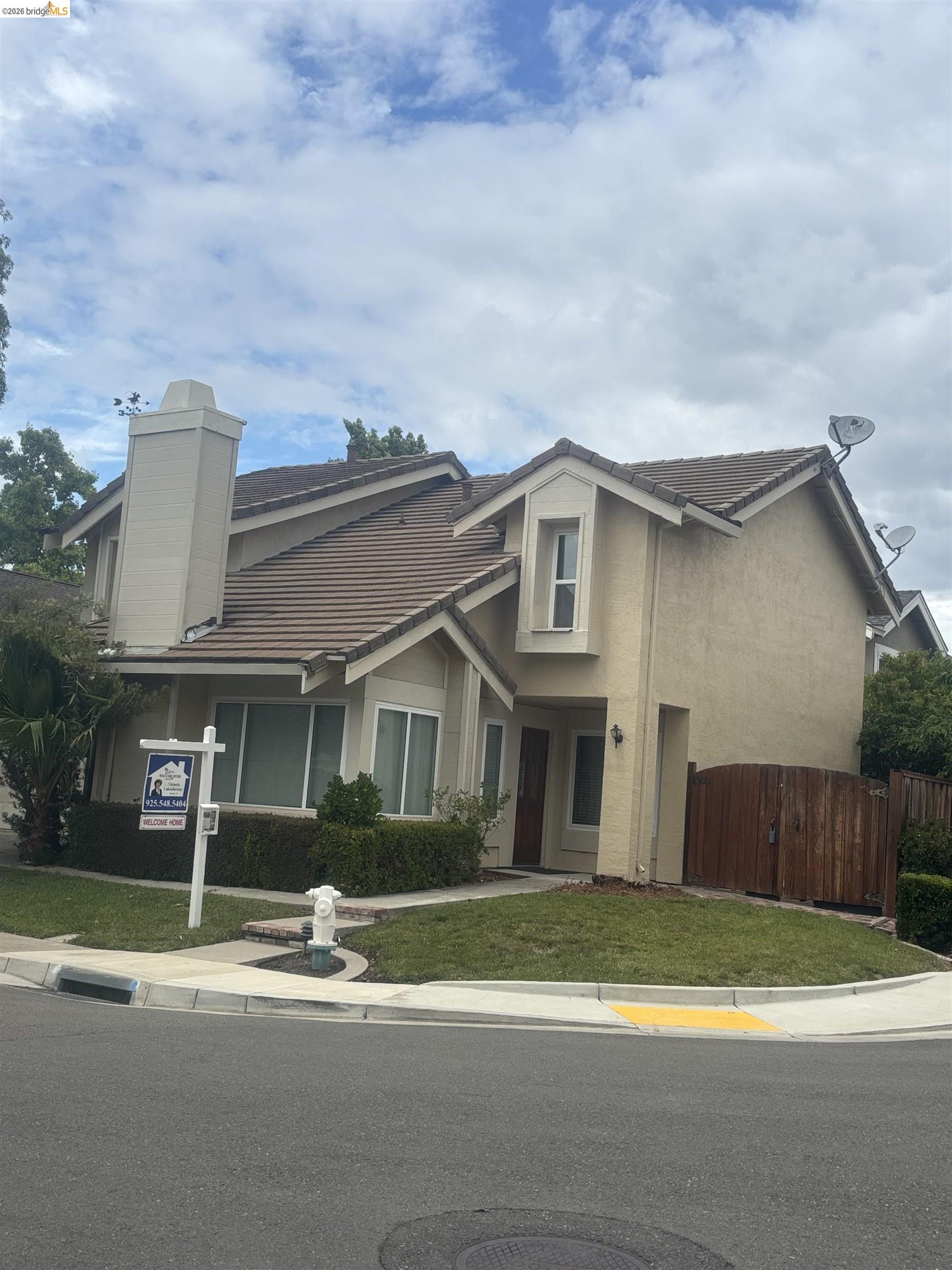 10013 Foxboro Circle San Ramon, CA 94583 - Photo 2 of 39