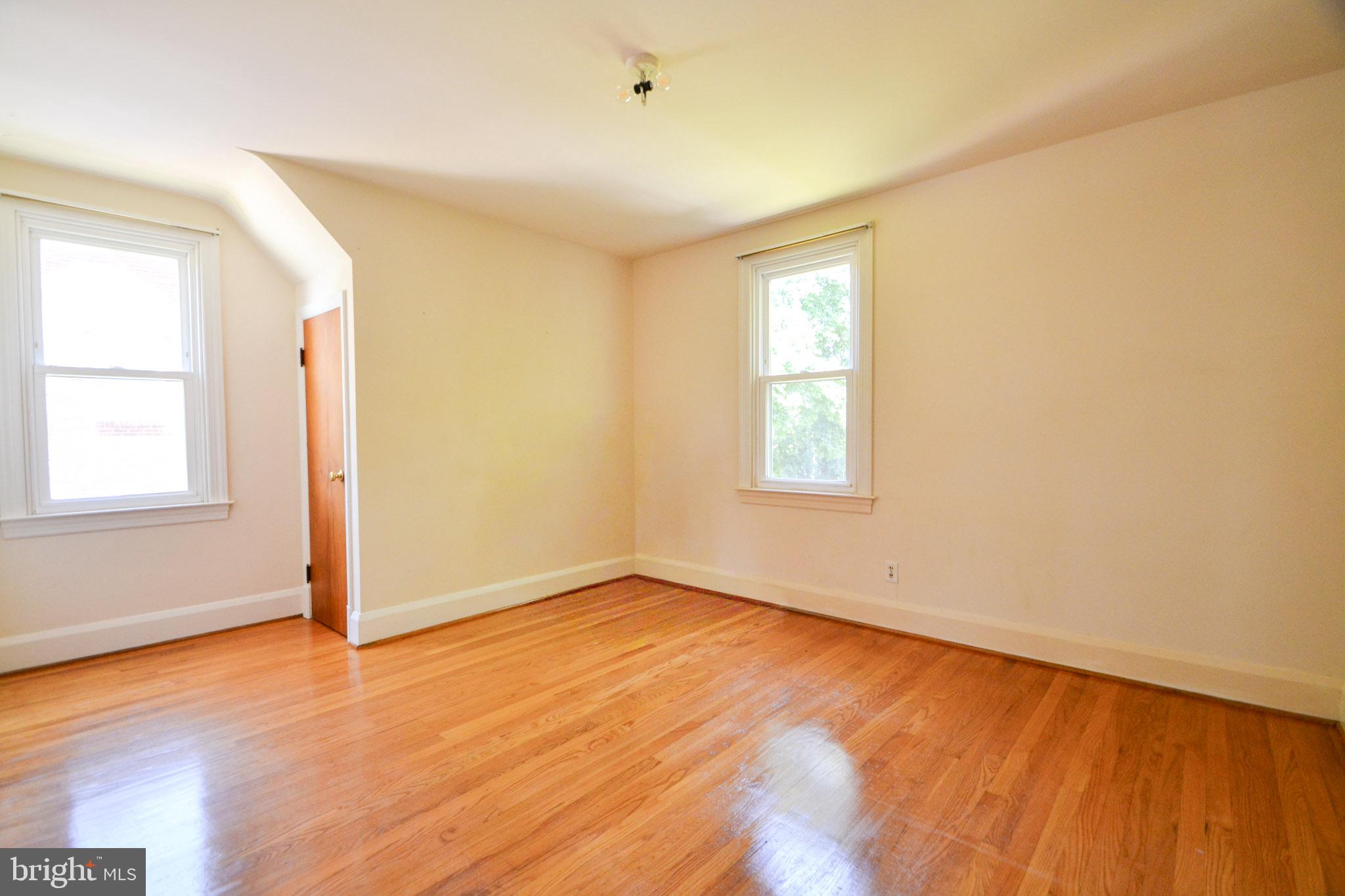 1524 Orlando Road Baltimore, MD 21234 - Photo 19 of 30 Upper Bedroom 1